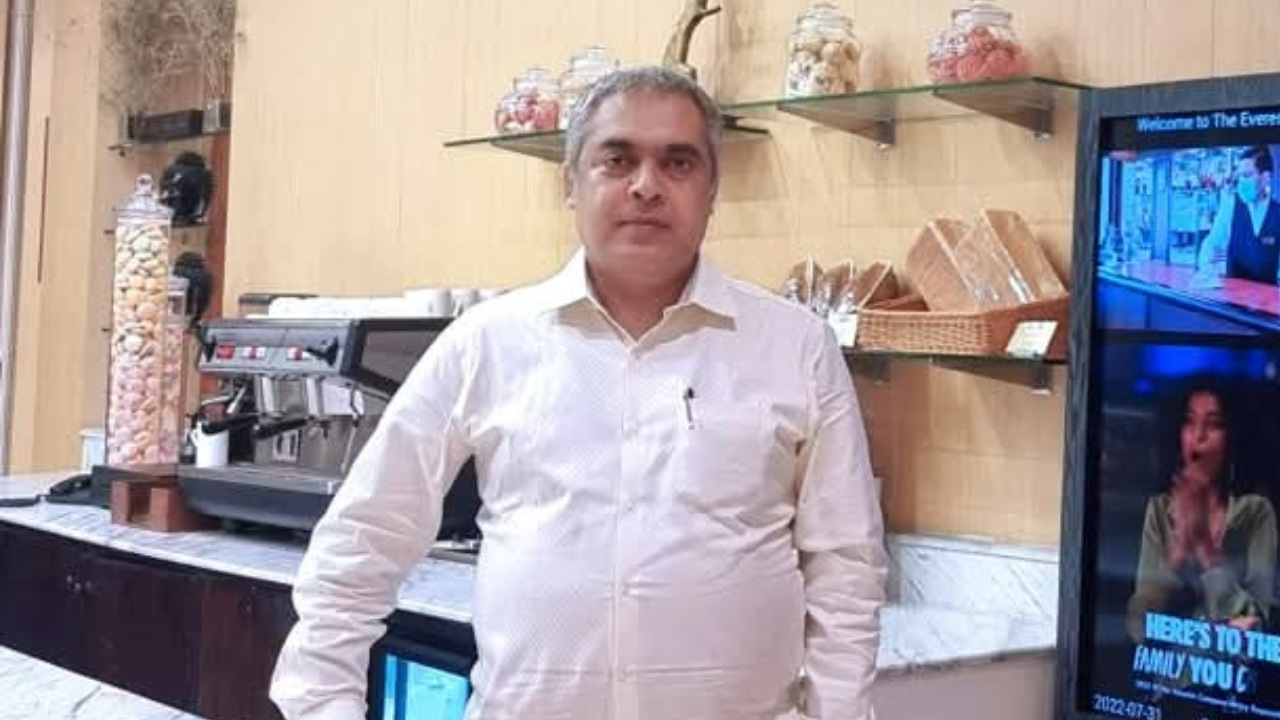 पत्रकारलाई धम्की दिएको आरोपमा चिकित्सक पक्राउ