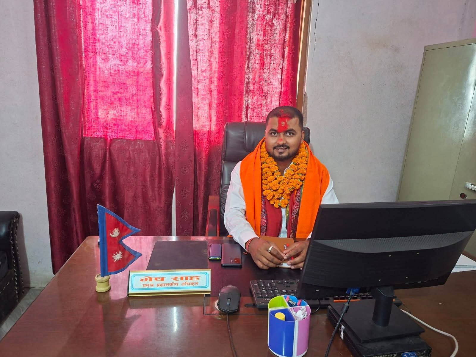 लामो प्रशासनिक अन्योलपछि बसबरियामा भेष साहले सम्हाले प्रमुख प्रशासकीय अधिकृतको जिम्मेवारी